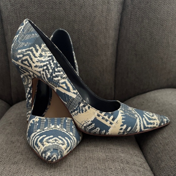 Nine West Shoes - Nine West Navy and Cream Patterned Women's Shoes